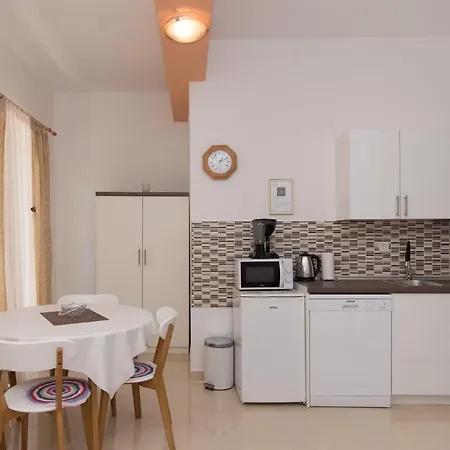 Apartments Lovric Vodice Exterior photo