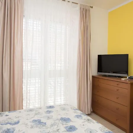 Apartments Lovric Vodice Exterior photo