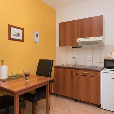 Apartments Lovric Vodice Exterior photo