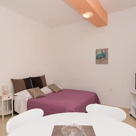 Apartments Lovric Vodice Exterior photo